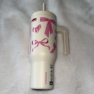 HYDRAPEAK Cream 40oz Voyager Tumbler with Pink Bows COQUETTE